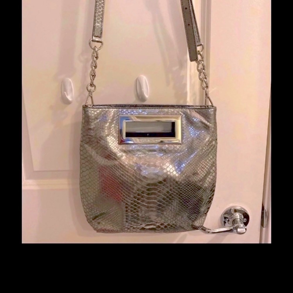 MICHAEL KORS BERKLEY MEDIUM BAG.BEAUTIFUL